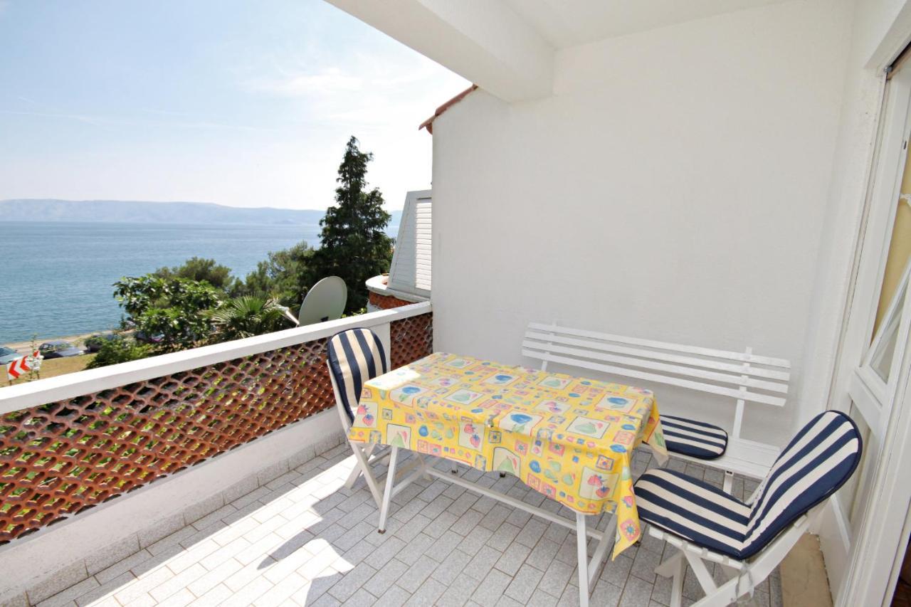 Apartments By The Sea Novi Vinodolski - 5558 Bagian luar foto